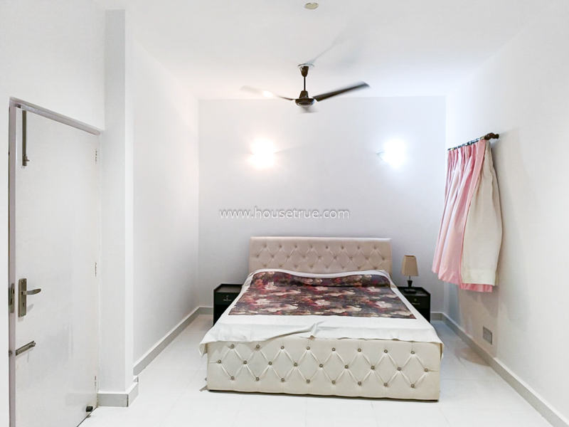 2 BHK Flat For Rent in Vasant Vihar