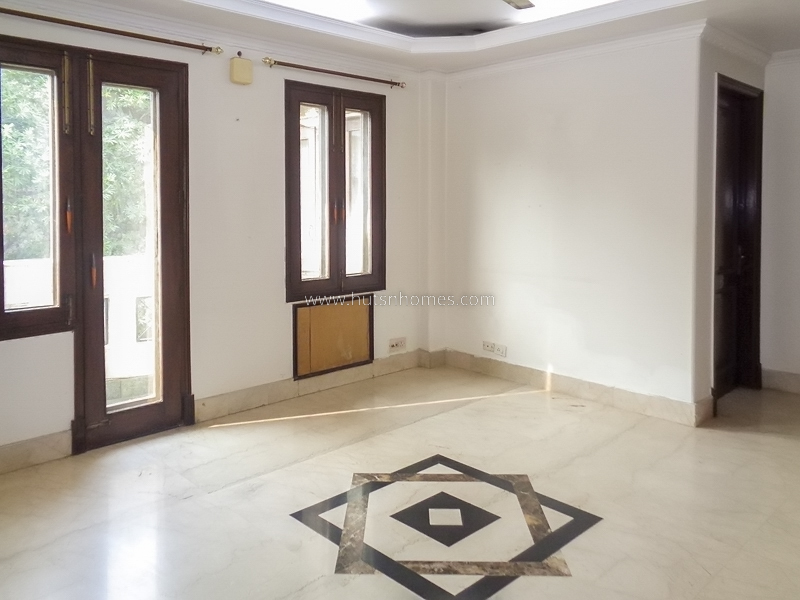 4 BHK Flat For Rent in Vasant Vihar