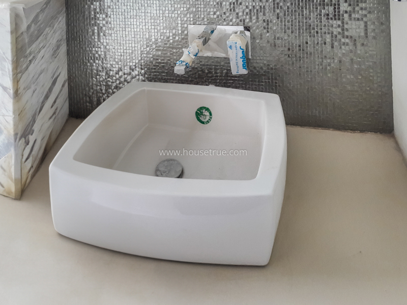 4 BHK Flat For Rent in Vasant Vihar