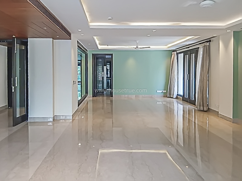 4 BHK Builder Floor For Rent in West End Colony
