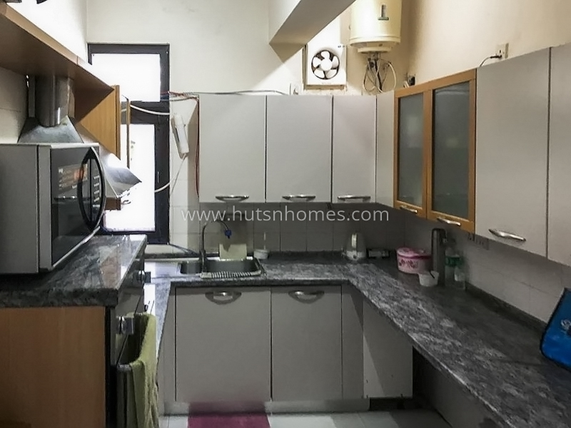 3 BHK Flat For Sale in Feroze Shah Road