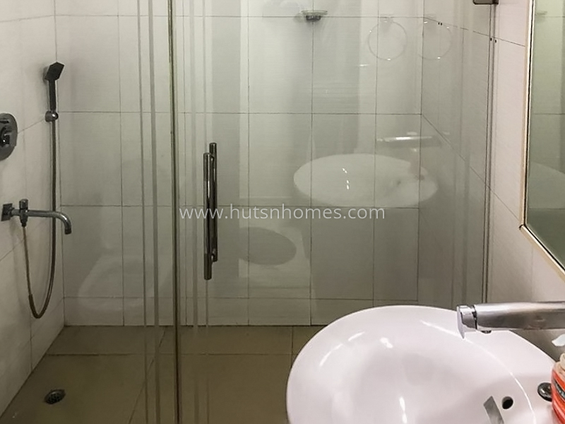 3 BHK Flat For Sale in Feroze Shah Road