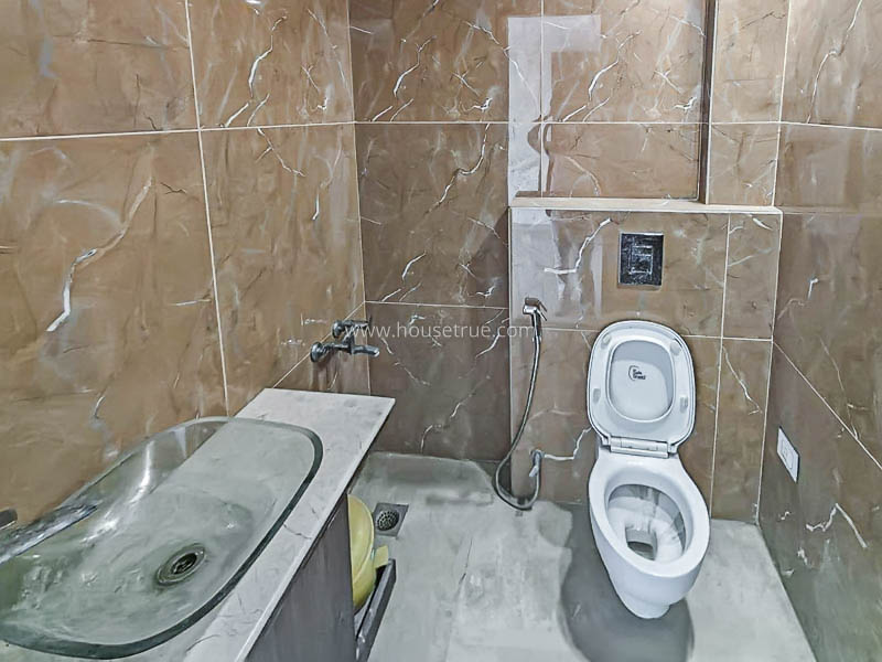 3 BHK Flat For Rent in South Extension 2
