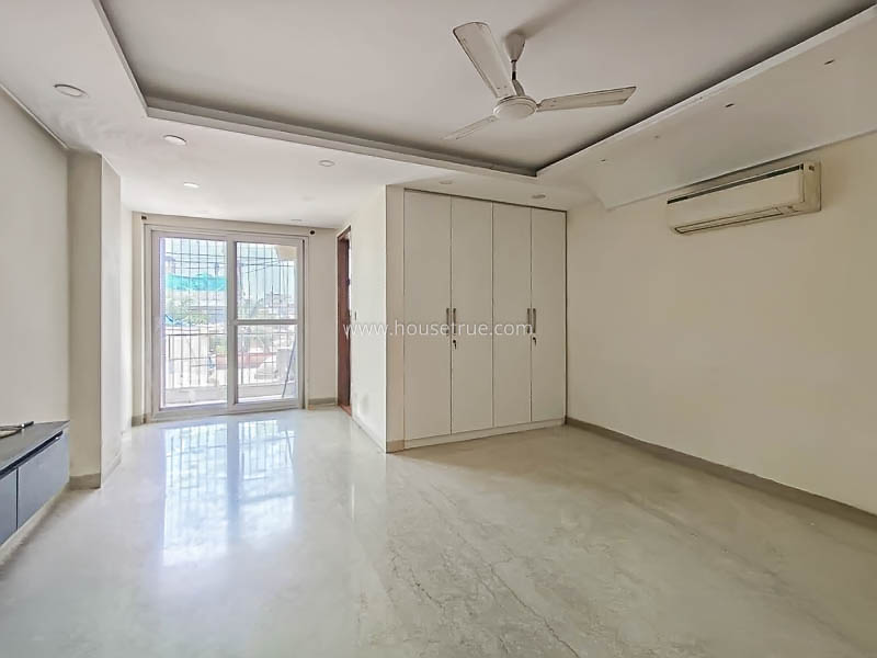 3 BHK Flat For Rent in South Extension 2
