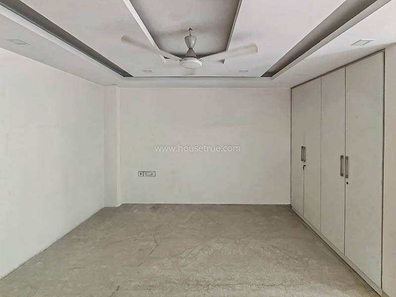 3 BHK Flat For Rent in South Extension 2
