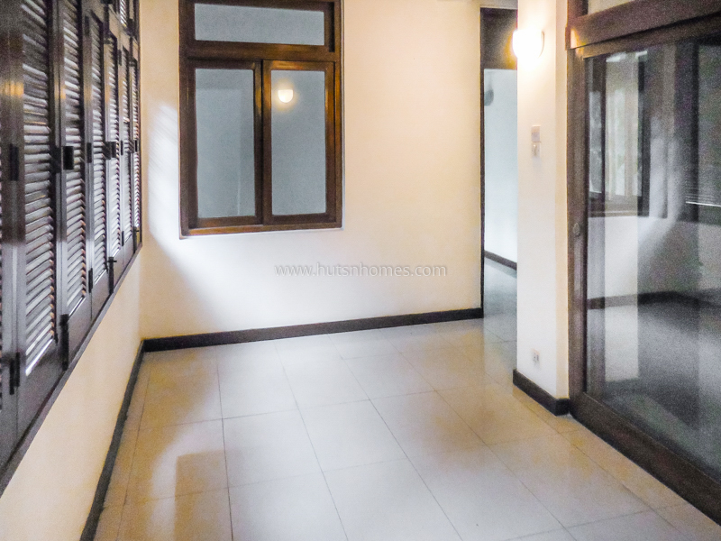 5 BHK House For Rent in Chanakyapuri