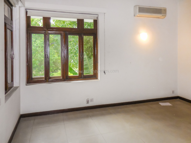 5 BHK House For Rent in Chanakyapuri