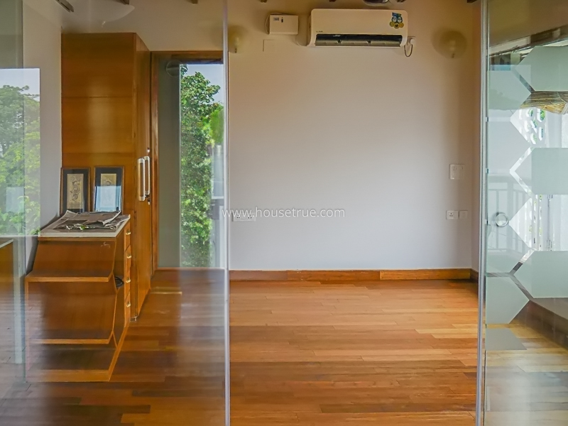 3 BHK Builder Floor For Rent in Nizamuddin East