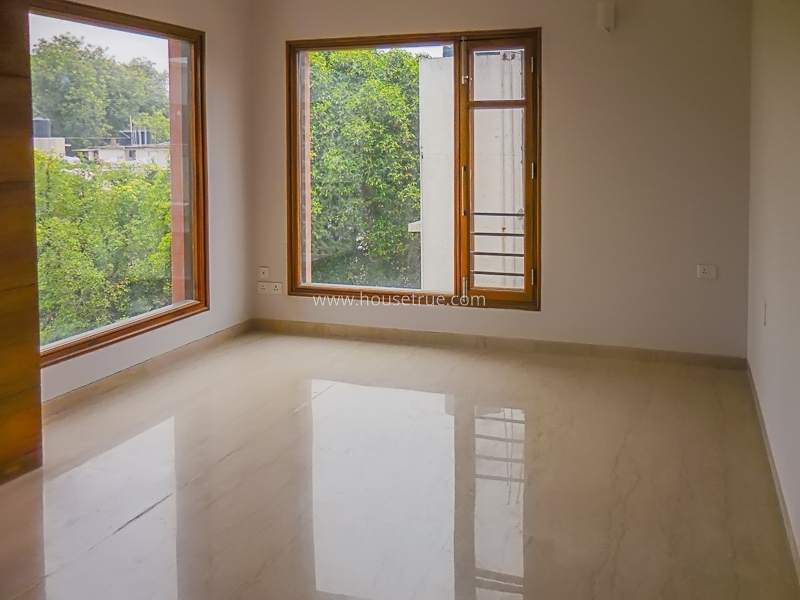 3 BHK Builder Floor For Rent in Nizamuddin East