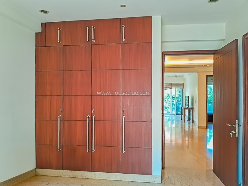 3 BHK Builder Floor For Rent in Defence Colony