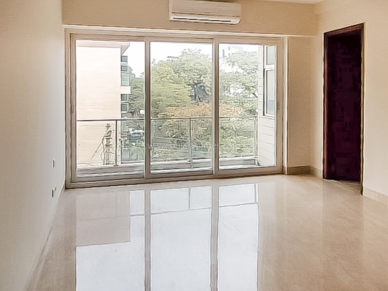 3 BHK Flat For Rent in Defence Colony