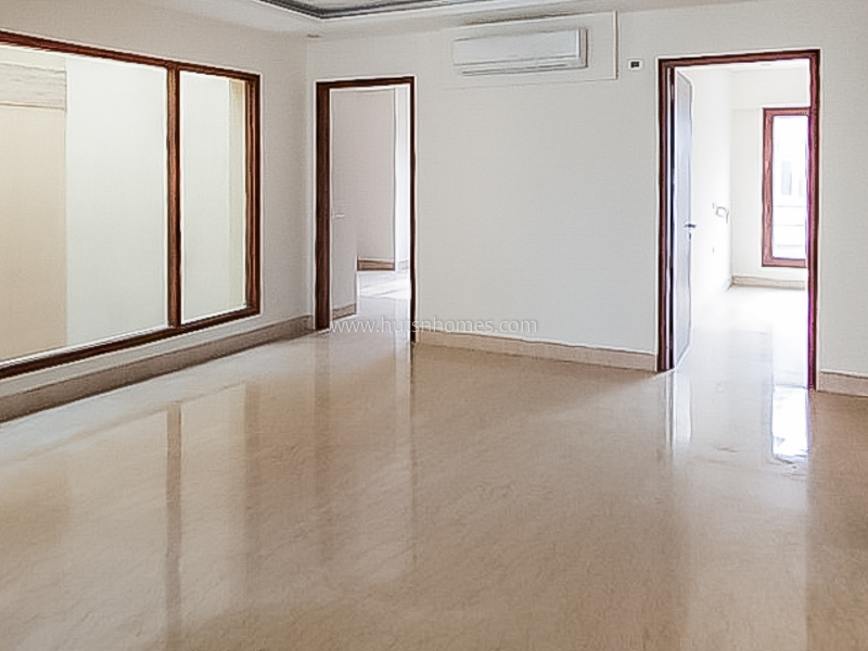 3 BHK Flat For Rent in Defence Colony