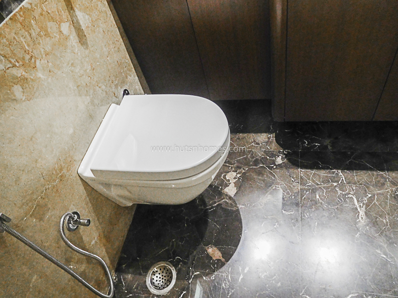 4 BHK Flat For Rent in Defence Colony