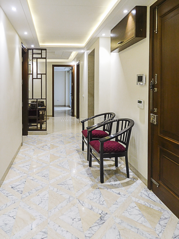 4 BHK Flat For Rent in Defence Colony