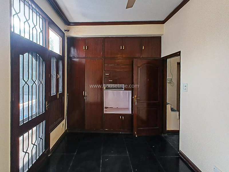 4 BHK Duplex For Rent in Gitanjali Enclave