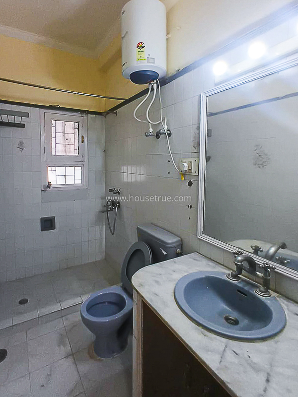 4 BHK Duplex For Rent in Gitanjali Enclave