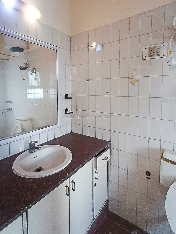 4 BHK Duplex For Rent in Gitanjali Enclave