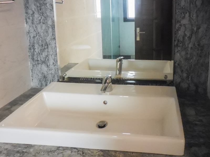 4 BHK Flat For Rent in Sarvodaya Enclave