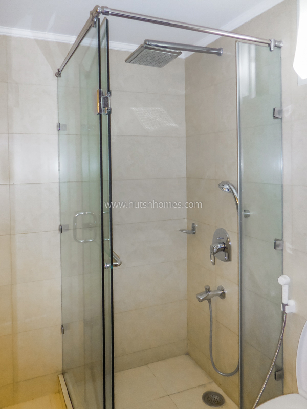 7 BHK House For Rent in Chanakyapuri