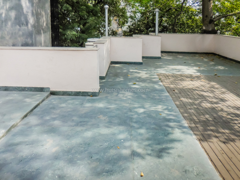 7 BHK House For Rent in Chanakyapuri