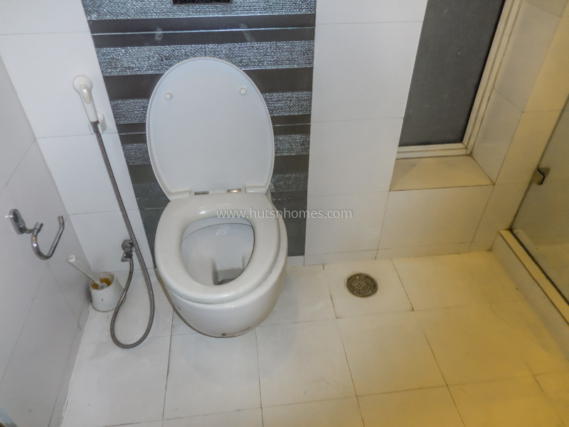 7 BHK House For Rent in Chanakyapuri