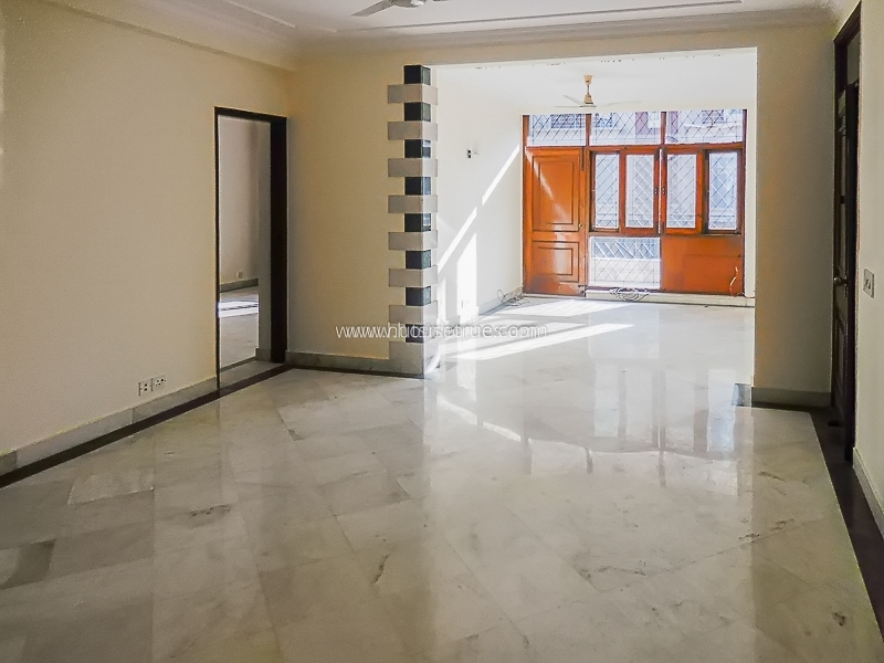 3 BHK Flat For Rent in Defence Colony