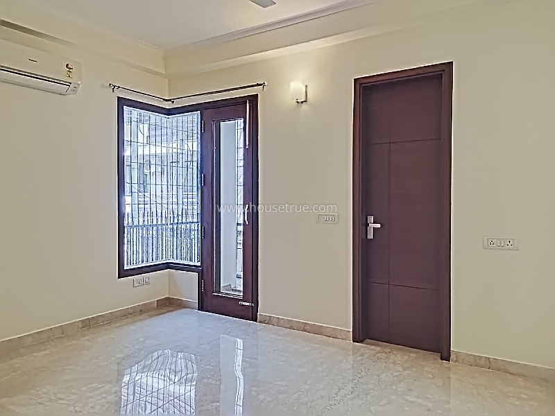 3 BHK Flat For Rent in Safdarjung Enclave