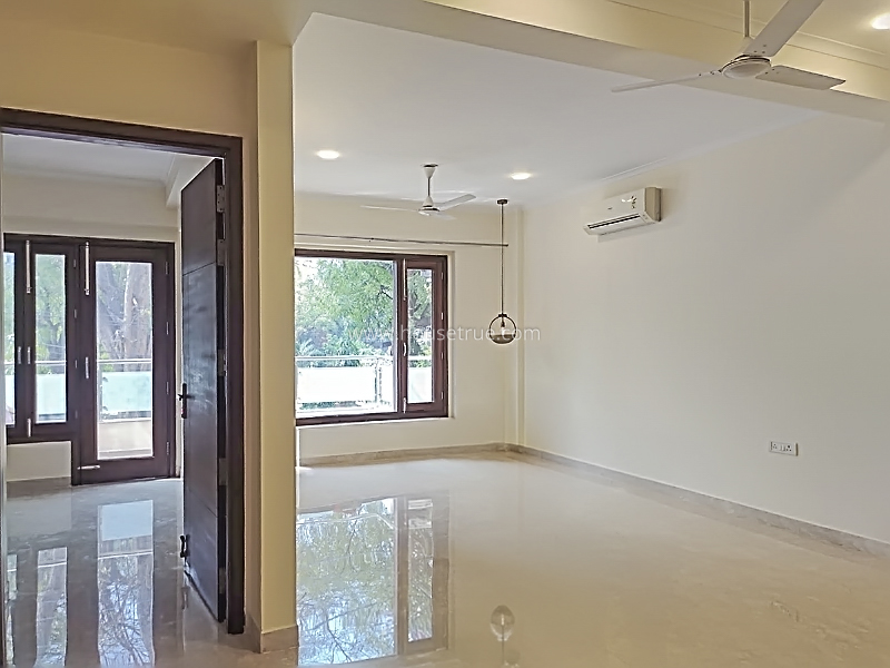3 BHK Flat For Rent in Safdarjung Enclave
