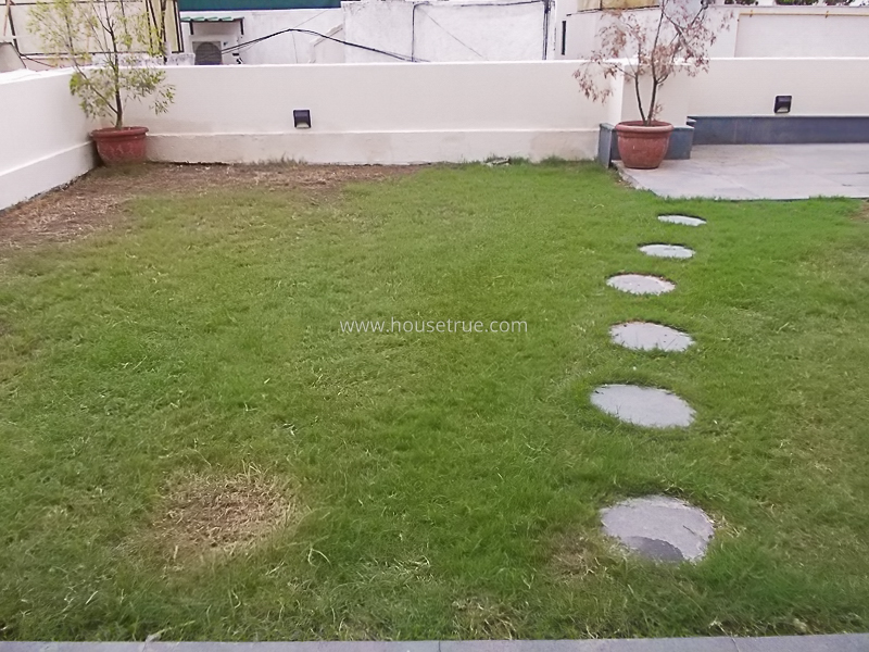 3 BHK Builder Floor For Rent in Safdarjung Enclave