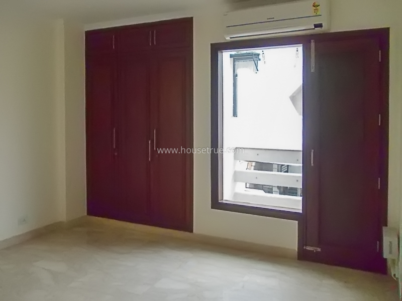 3 BHK Builder Floor For Rent in Safdarjung Enclave