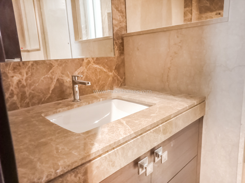 3 BHK Builder Floor For Rent in Vasant Vihar