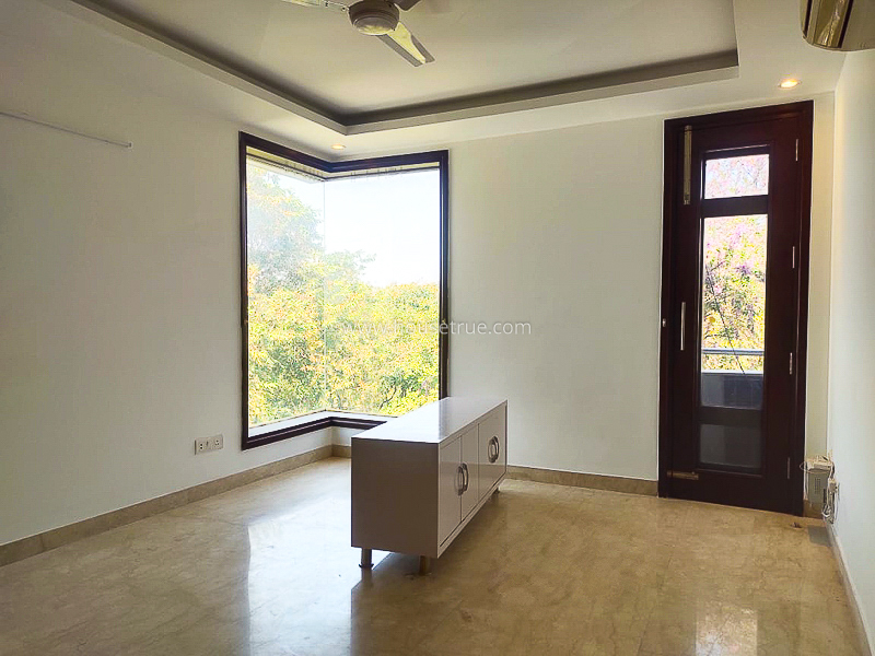 3 BHK Flat For Rent in Vasant Vihar