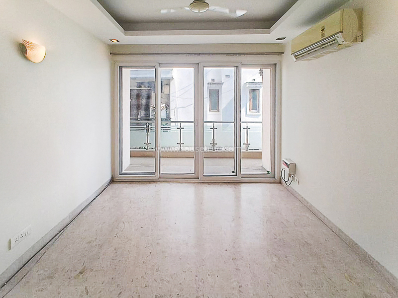 4 BHK Flat For Rent in New Friends Colony