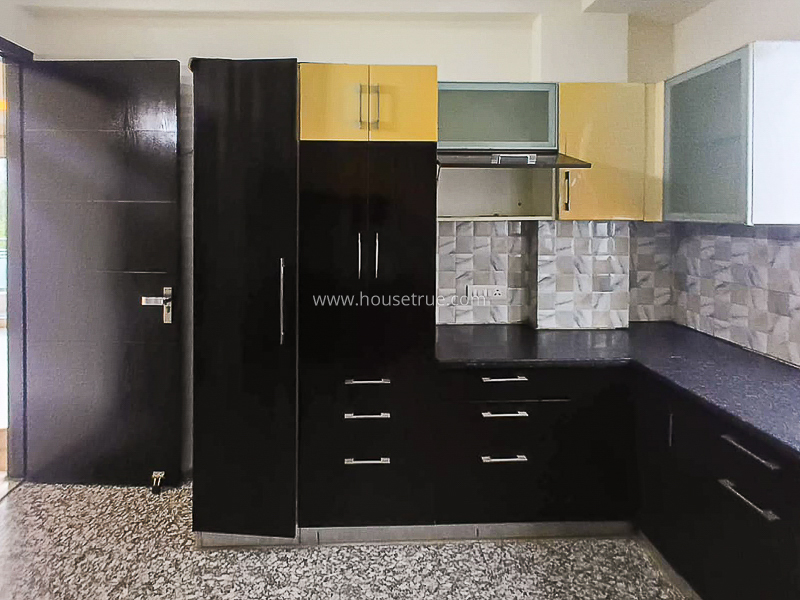 4 BHK Flat For Rent in New Friends Colony