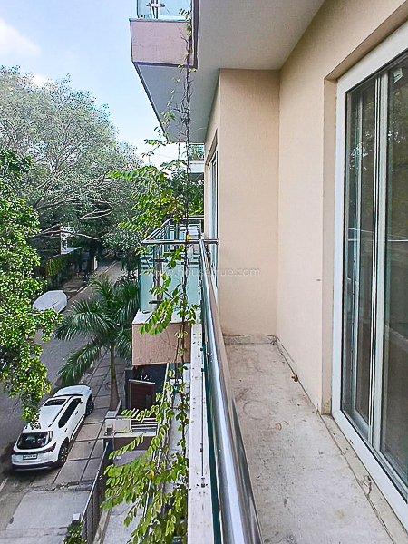 4 BHK Flat For Rent in New Friends Colony