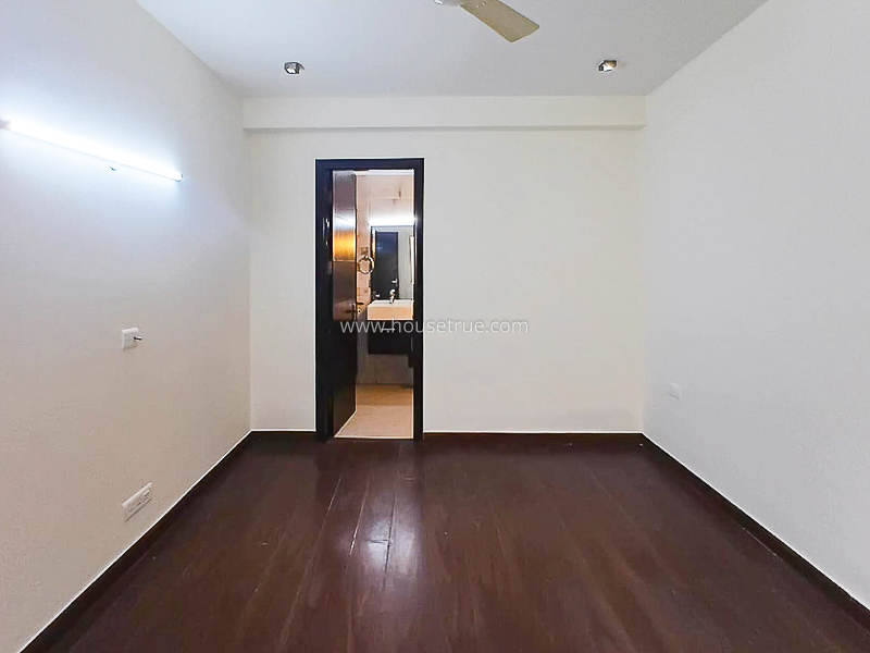 4 BHK Flat For Rent in New Friends Colony