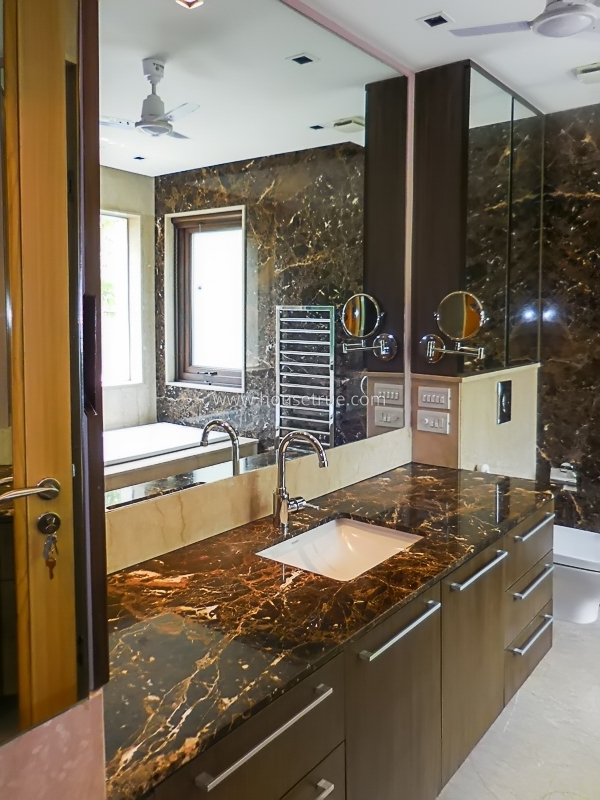 4 BHK Flat For Rent in West End Colony