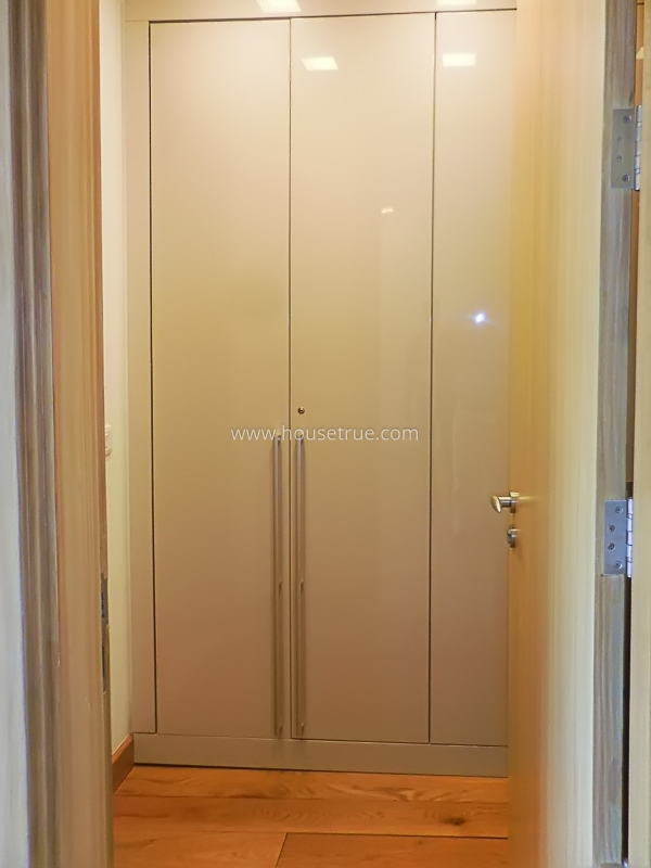 4 BHK Flat For Rent in West End Colony