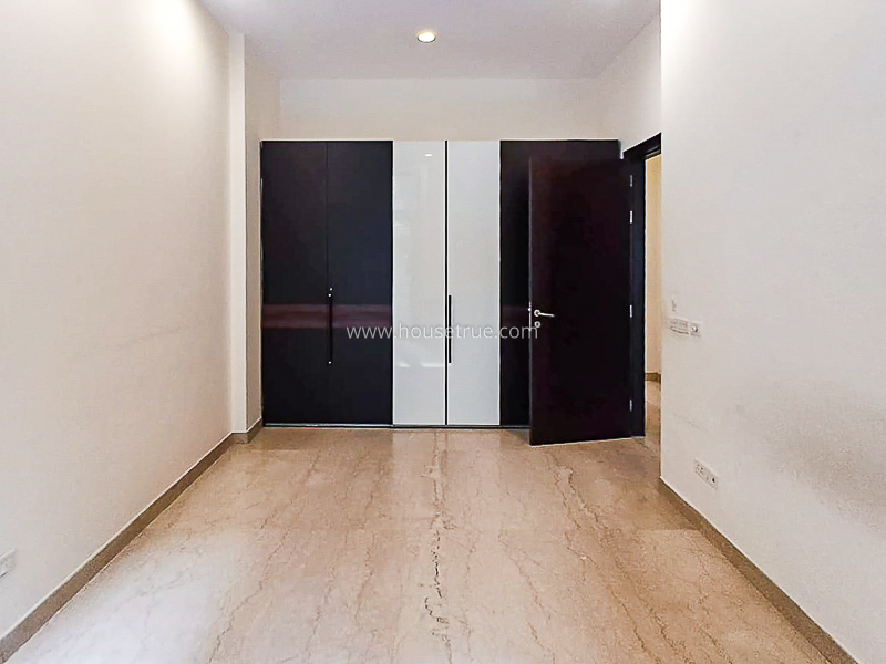 4 BHK Flat For Rent in New Friends Colony