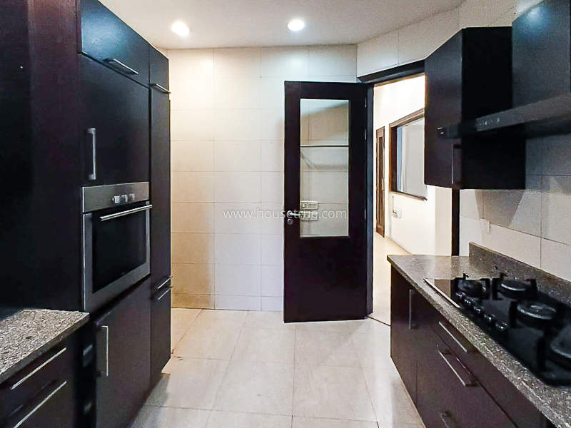 4 BHK Flat For Rent in New Friends Colony