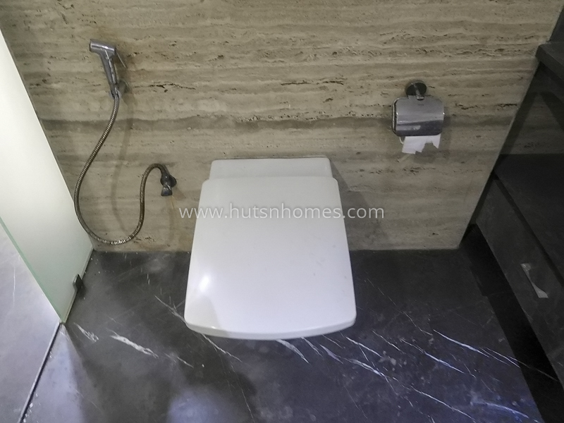 4 BHK Flat For Rent in New Friends Colony