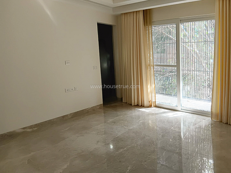 3 BHK Flat For Rent in Defence Colony