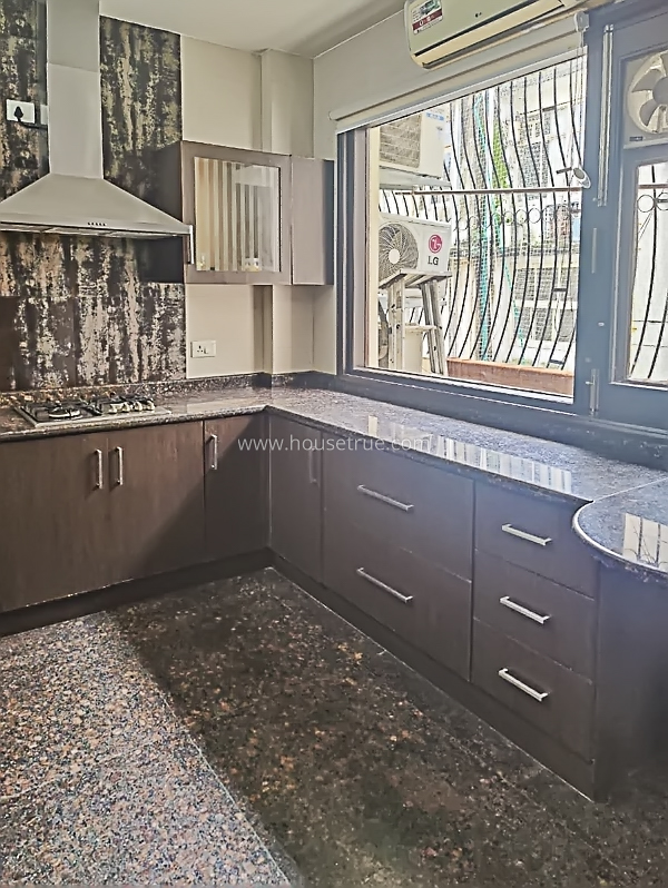 3 BHK Flat For Rent in Defence Colony