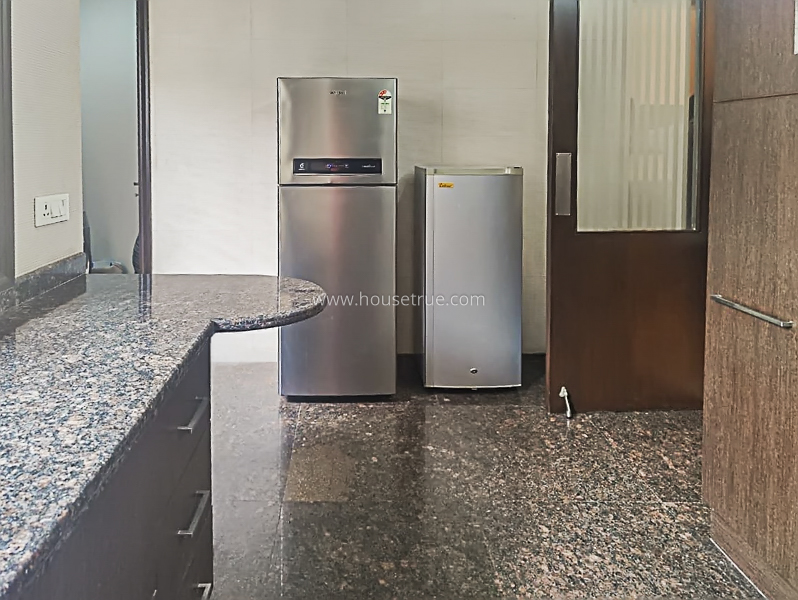3 BHK Flat For Rent in Defence Colony