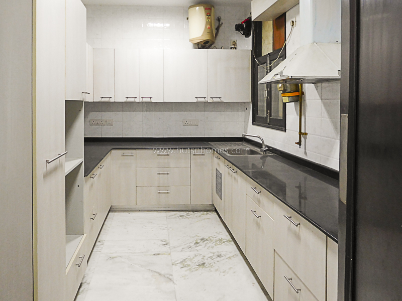 3 BHK Flat For Rent in New Friends Colony