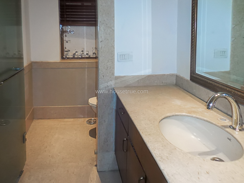 9 BHK House For Rent in Safdarjung Enclave