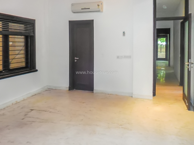 9 BHK House For Rent in Safdarjung Enclave