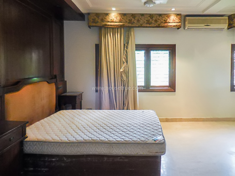 9 BHK House For Rent in Safdarjung Enclave