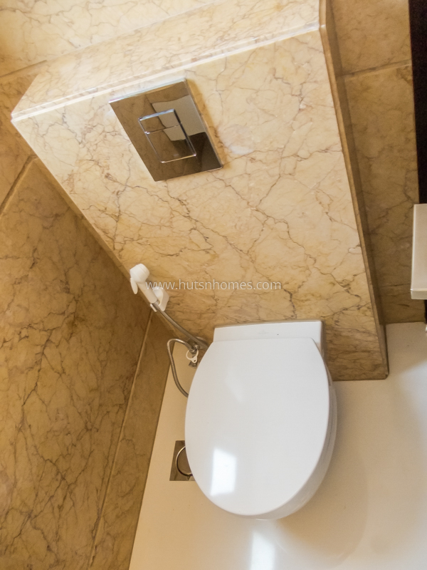 4 BHK Flat For Rent in Vasant Vihar