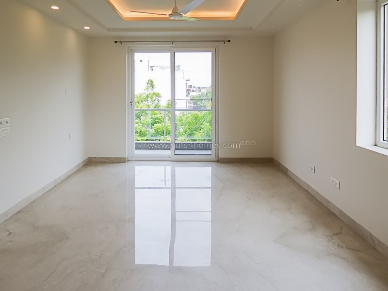 3 BHK Flat For Rent in Safdarjung Enclave